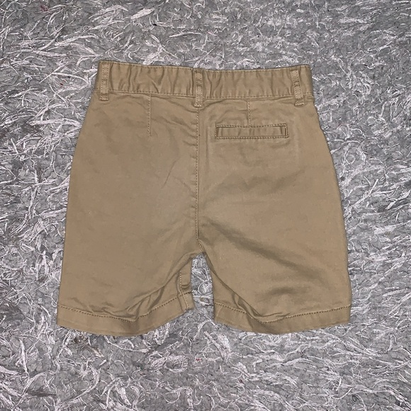 #2 - 5T bundle = polo, shirts and short. All EUC. - Picture 7 of 9